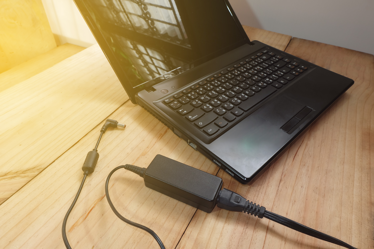 Myter omkring opladning af bærbar computer