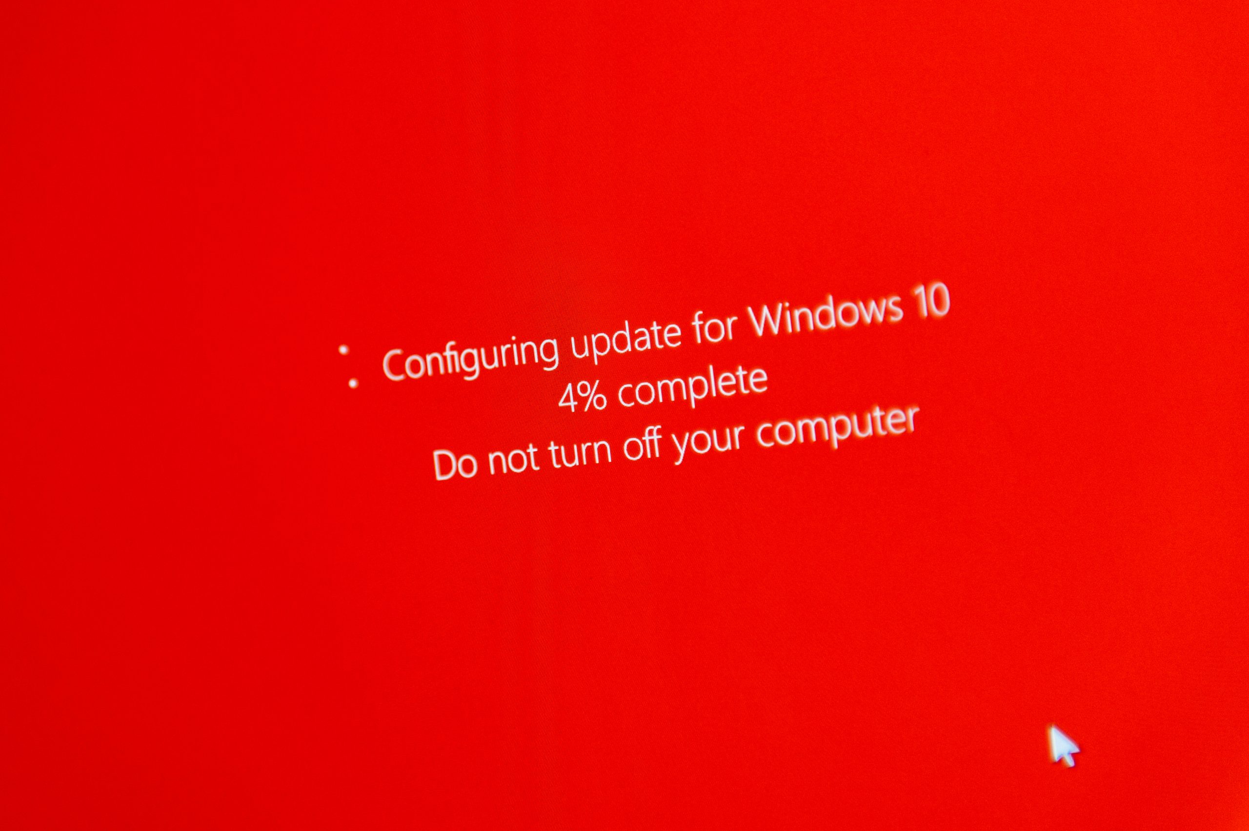 Windows 10 måste uppdateras.