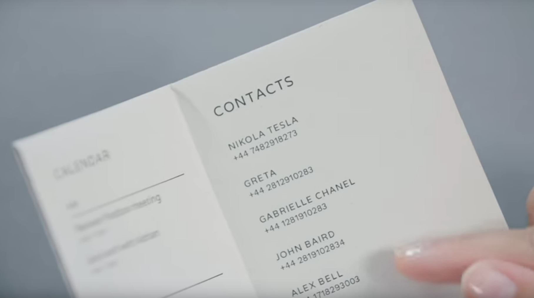 Google Paper Phone lader dig printe din dag ud. 