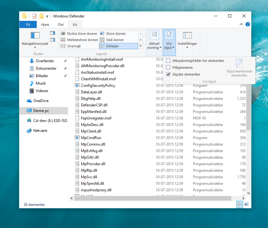 Du slår visning af filtypenavne til i Windows' Stifinder under menuen VIS. Klik på VIS/SKJUL og sæt et flueben ved FILTYPENAVNE.