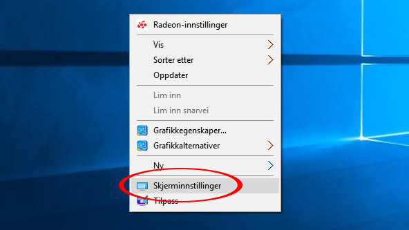 Velg skjerminnstillinger i Windows for å finne kalibreringsverktøyet.
