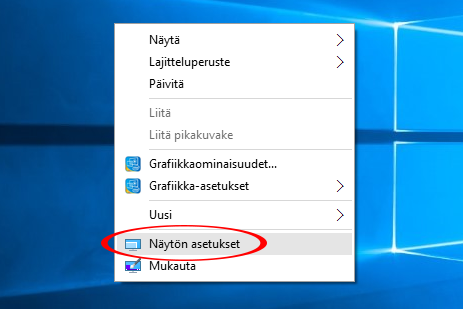 Kalibrointityökalu löytyy Windowsissa näytön asetuksien kautta.