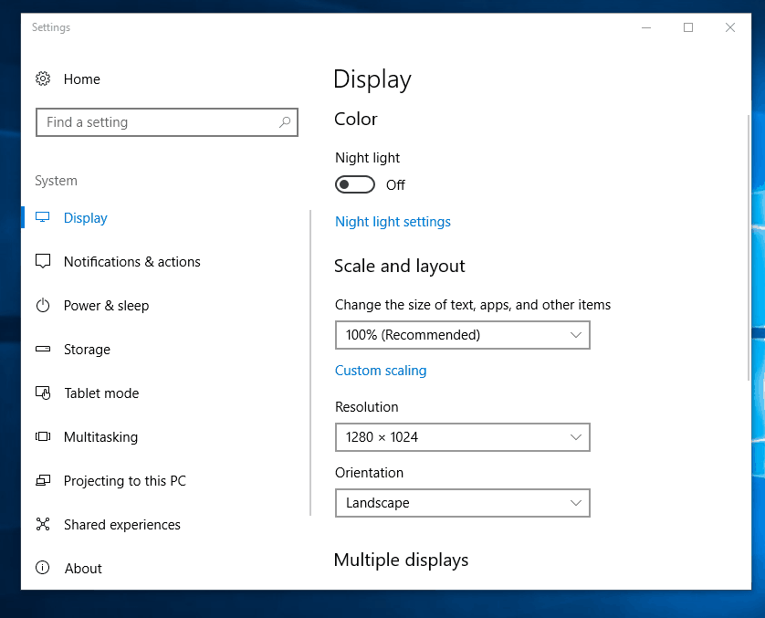 Nattläget ställs in under inställningarna för skärmen i nya Windows 10.