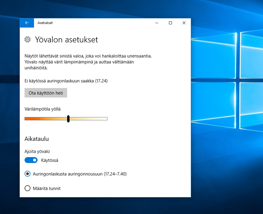Yövalon asetus Windows 10:ssä