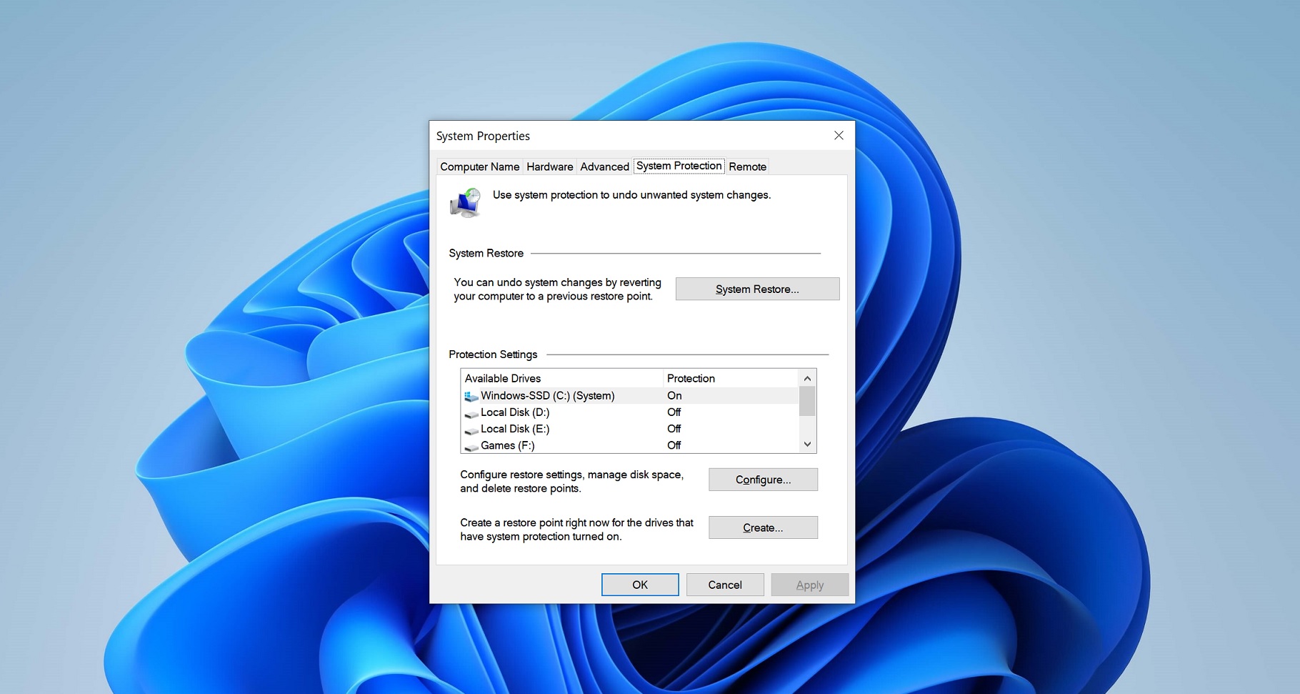 Microsoft har i Windows 10 og 11 ikke gjort meget væsen af funktionen Systemgendannelse