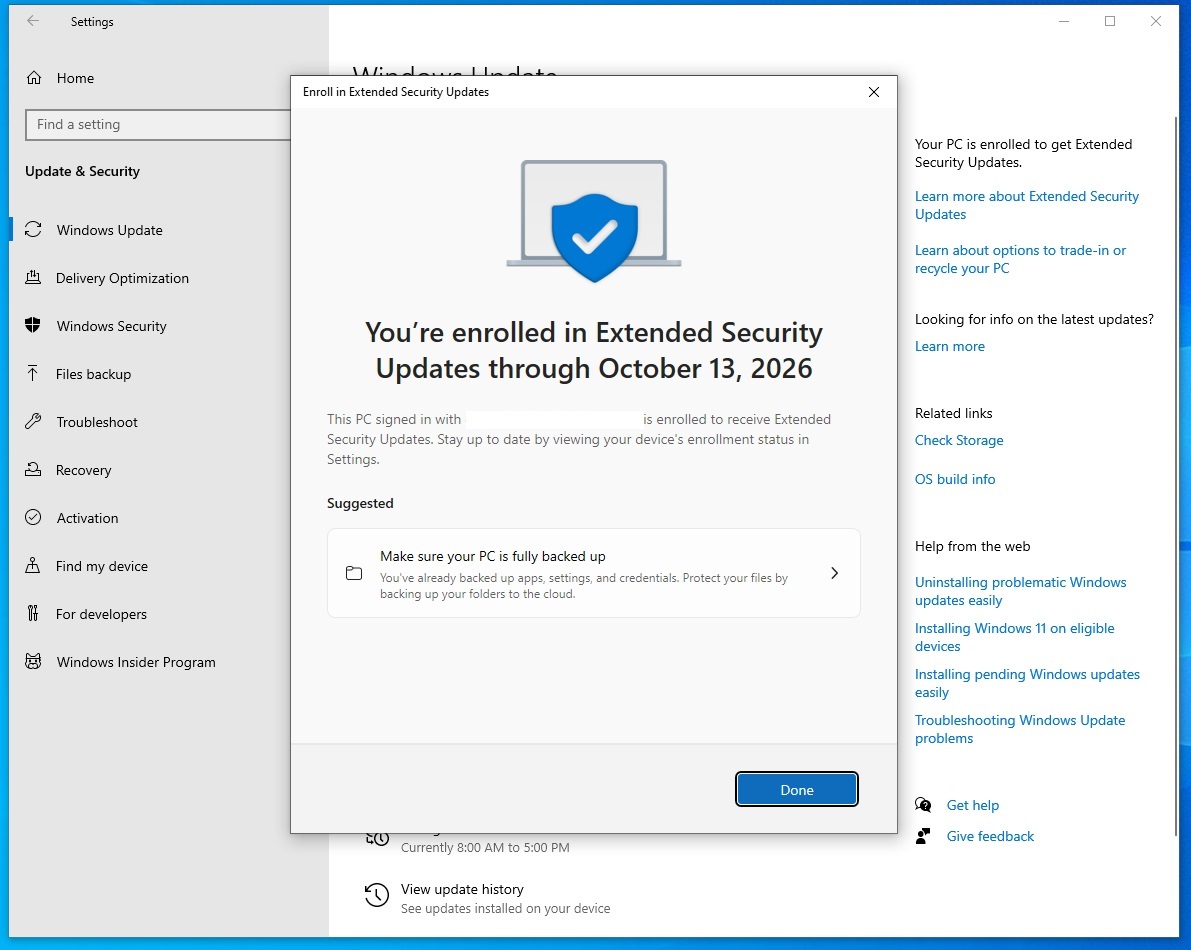 Udenfor EU får man besked om, at pc'ens indstillinger skal synkroniseres med Microsofts servere, når man har tilmeldt sig ESU-programmet. Dette krav gælder ikke i EU, og derfor kan du fortsætte med Windows 10 uden yderligere krav.