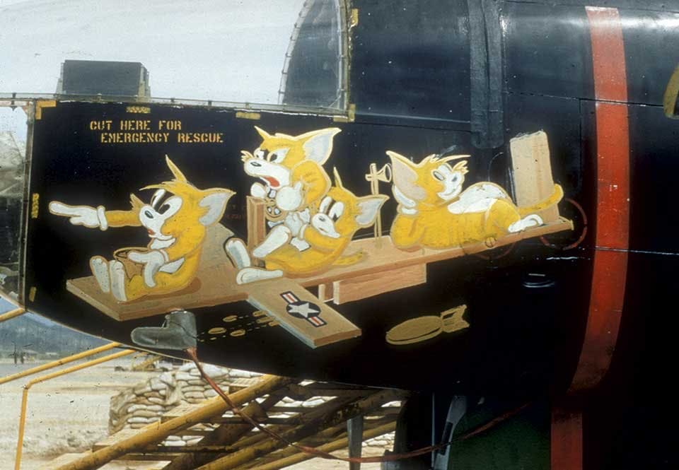 Besättningen på B-26C Invader avbildad i form av seriefigurer Besättningen på B-26C Invader avbildad i form av seriefigurer