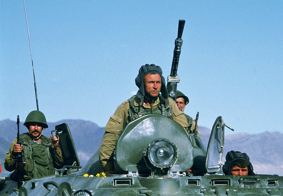 1989 rullade de sista sovjetiska förbanden ut ur Afghanistan 1989 rullade de sista sovjetiska förbanden ut ur Afghanistan