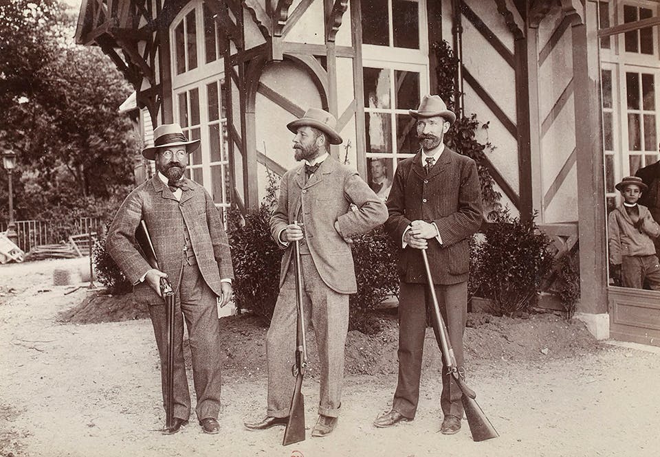 Några av deltagarna i skyttet mot levande duvor i Paris-OS