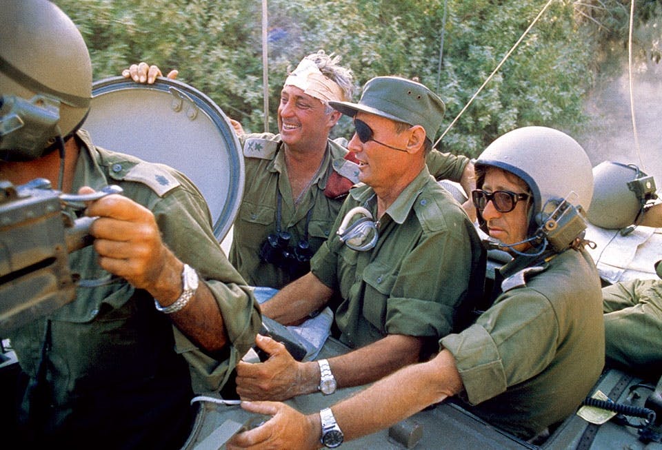 oktoberkriget ariel sharon moshe dayan stridsvagn 1973