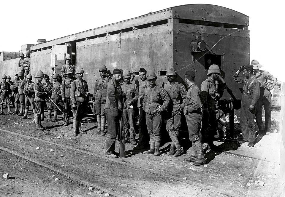 brittiskt pansartåg