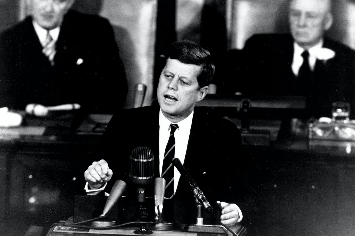 USA:s president John F Kennedy talar i kongressen 1961.
