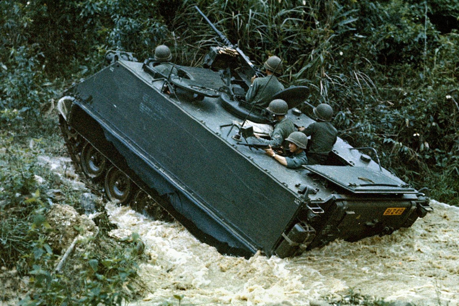 vietnamkriget m113 pansarskyttefordon x3zDhqj3a0dxNcb6KH3