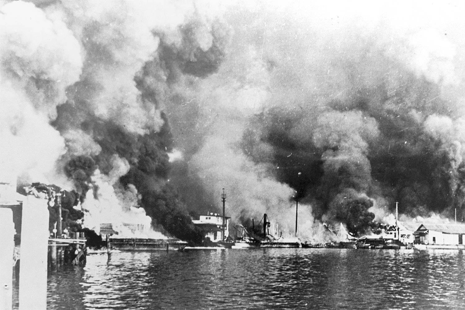 filippinerna under attack 1941 lfK3GvILCZZzTllO