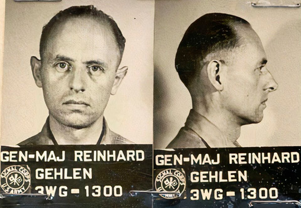 Gehlen som krigsfånge 1945. Gehlen som krigsfånge 1945.