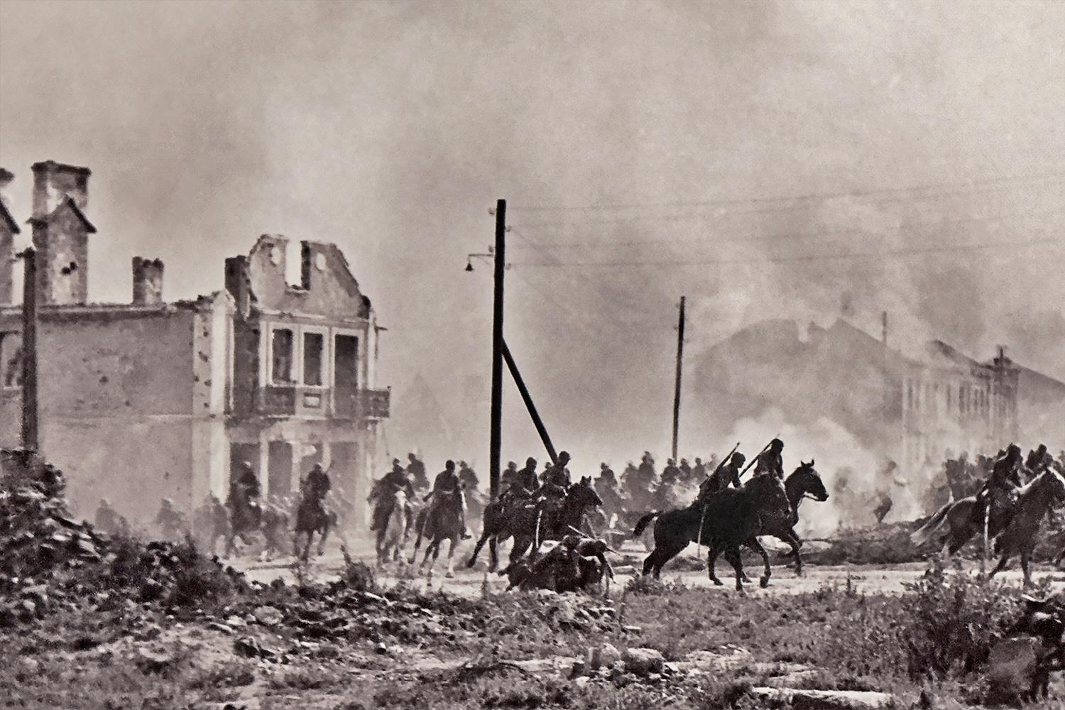 Polskt kavalleri stormar fram i Sochaczew väster om Warszawa 1939 under slaget vid Bzura.