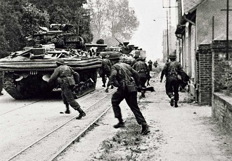 Kommandosoldater ur 4. commando i strid i Ouistreham