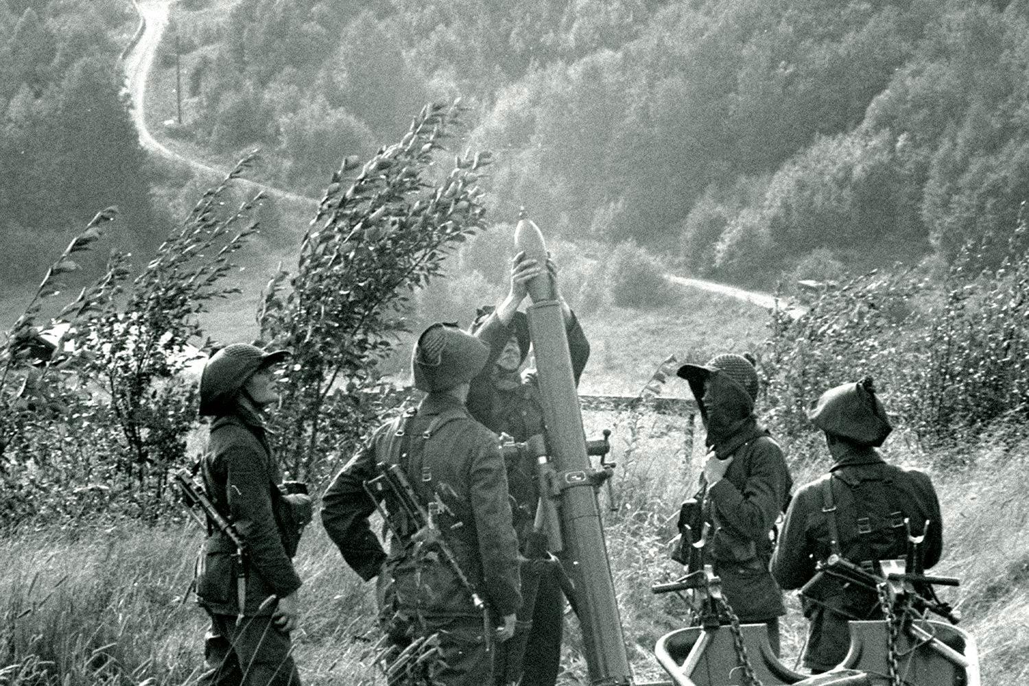 Granatkastare laddas