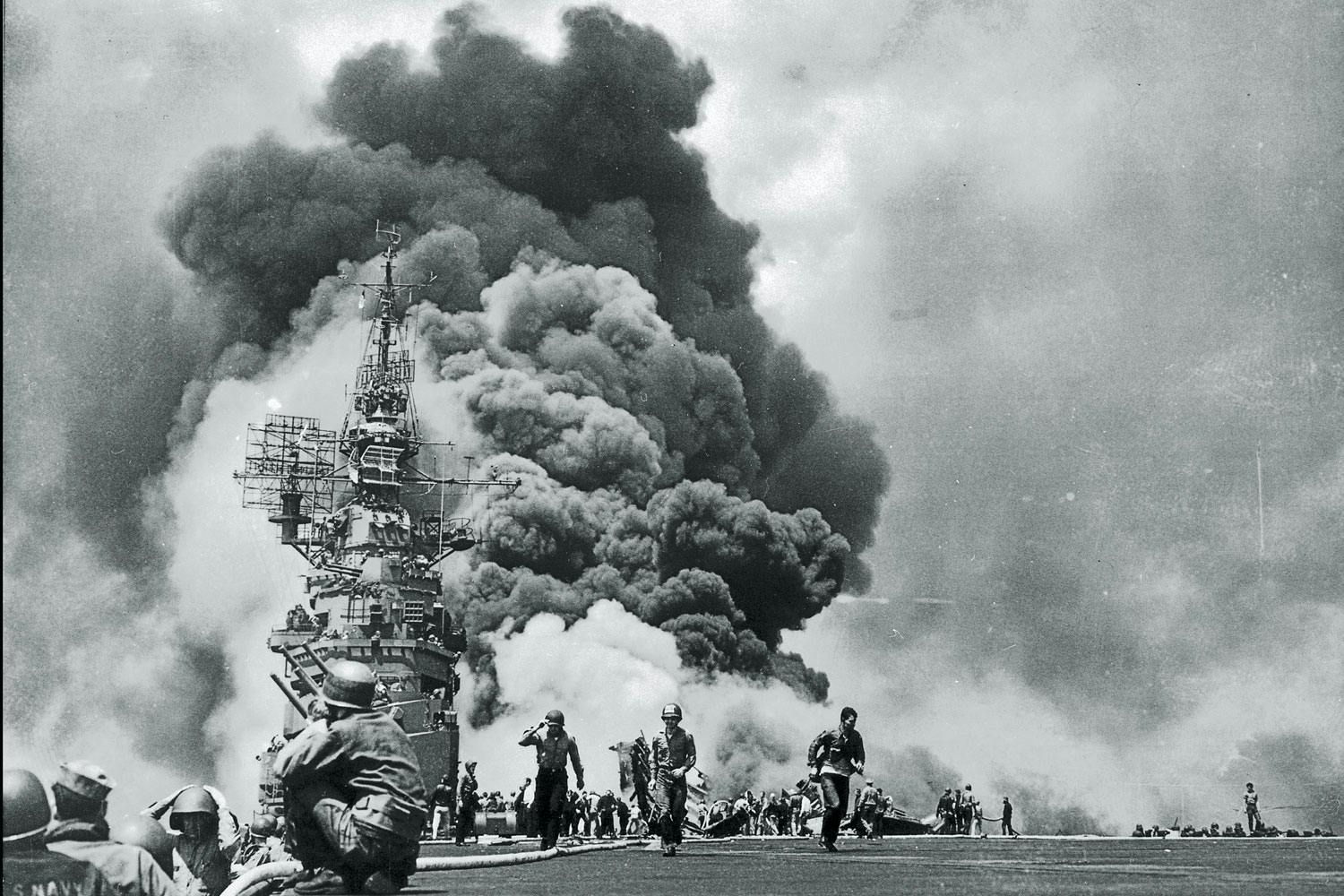 Kamikaze, Japan, USA, USS Bunker, 11 maj 1945, andra världskriget