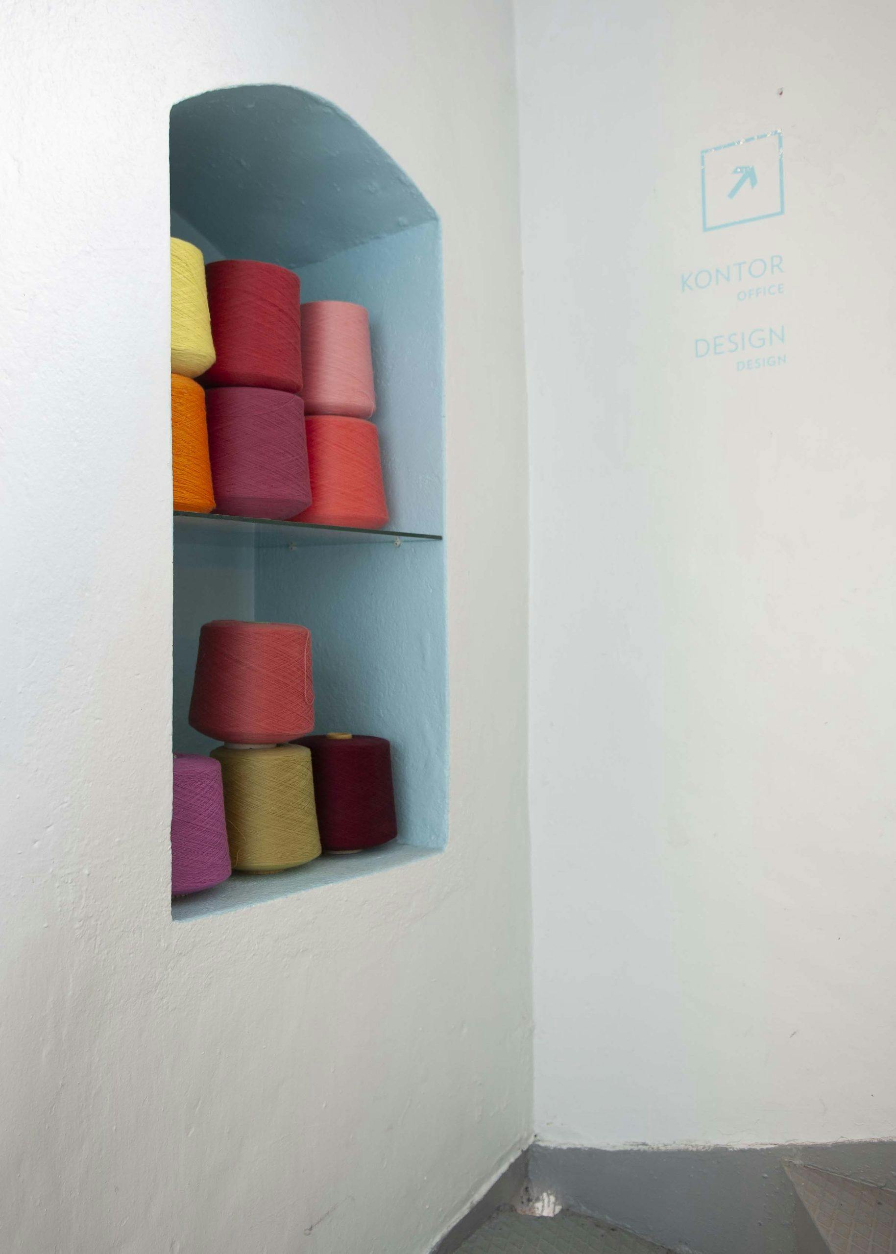 01 dsc5722 fargerikt design