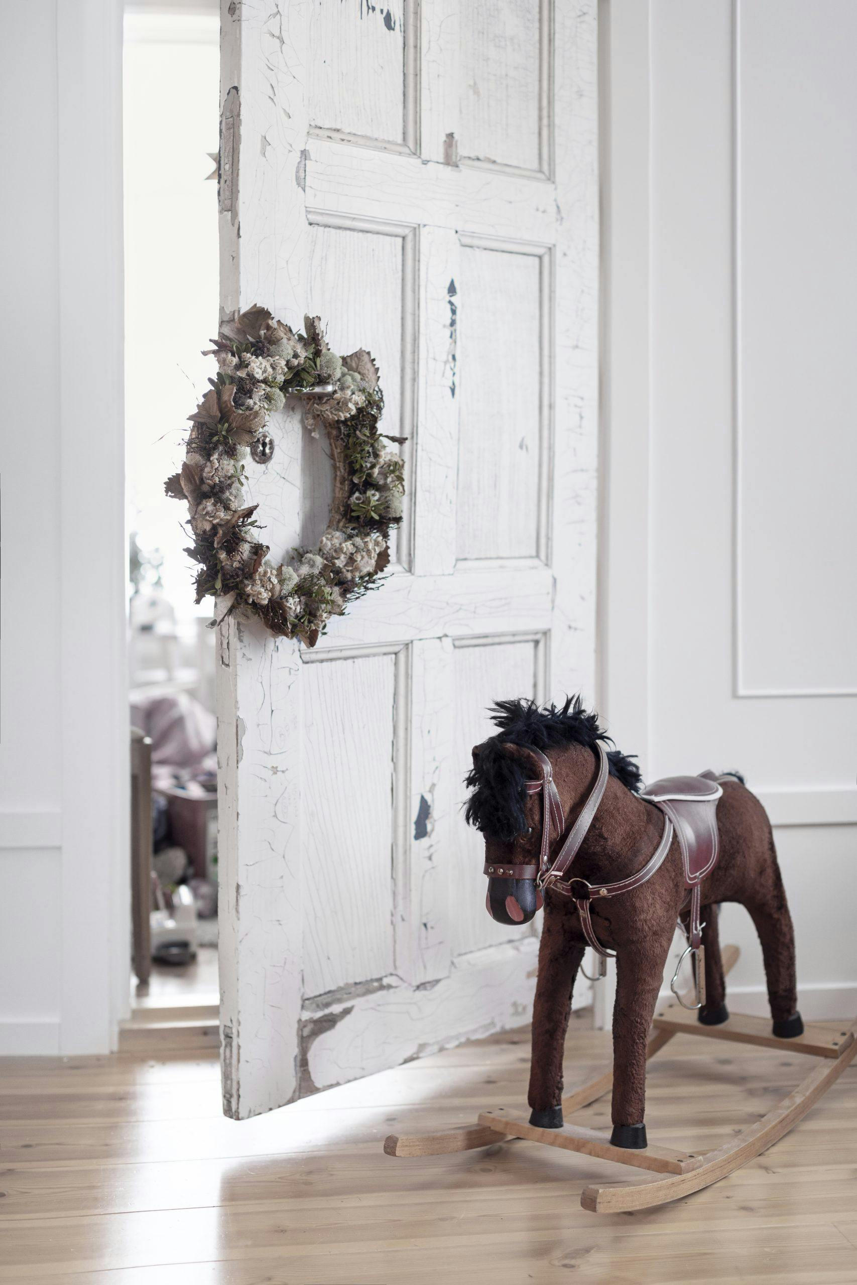 Koselig julepynt med krans 