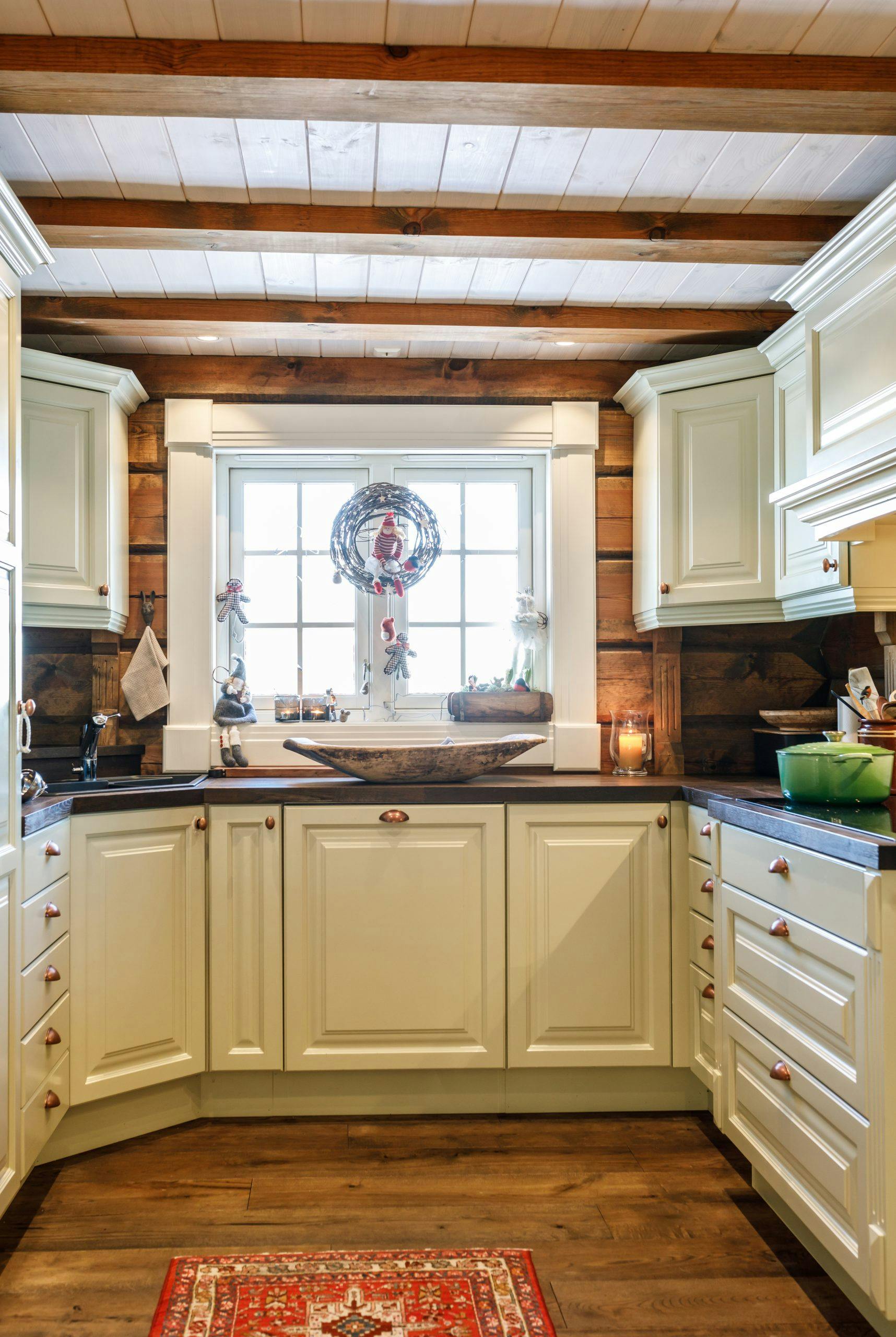 Kjøkkenet julepyntet