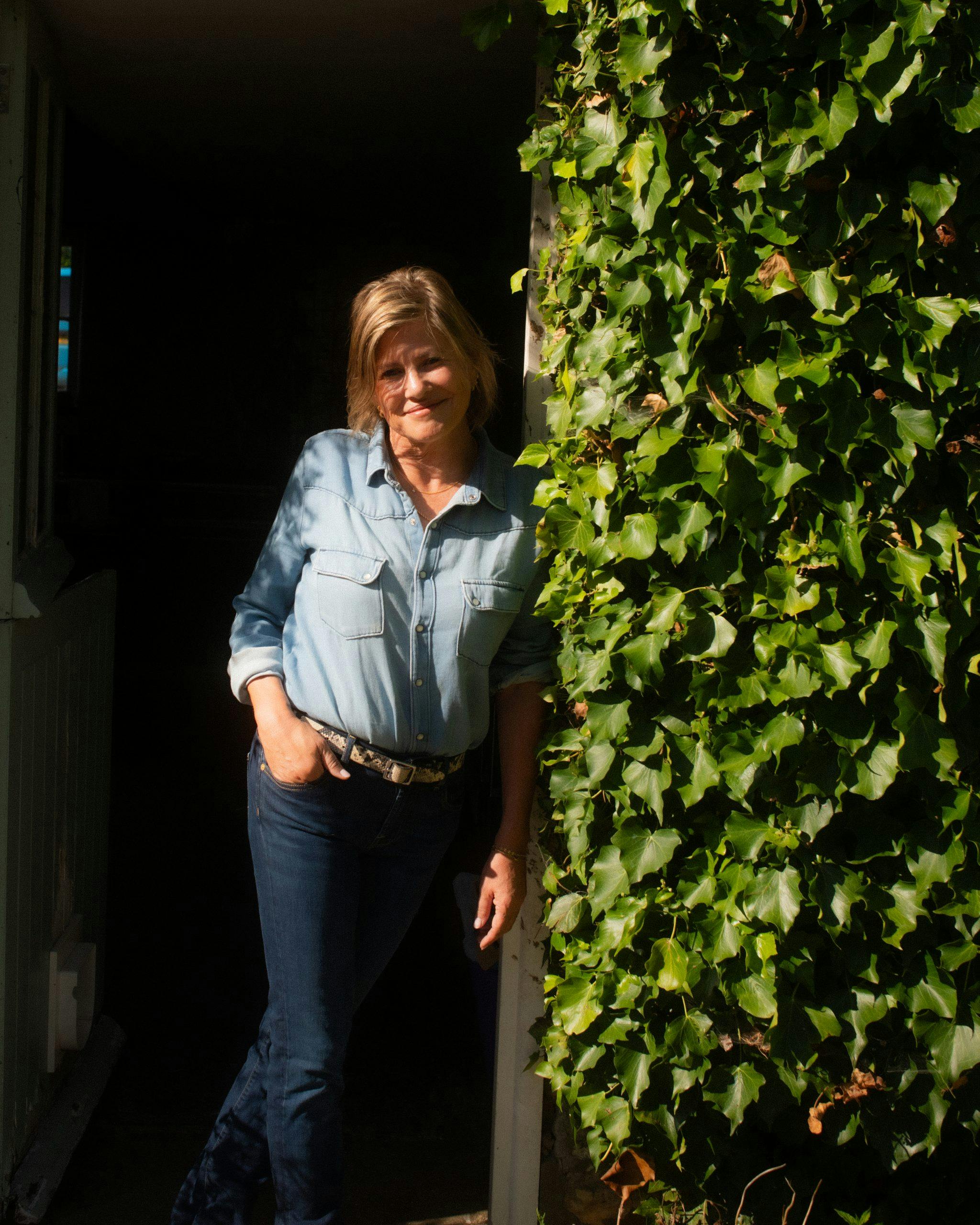 Clare Leslie Hall Clare Leslie Hall