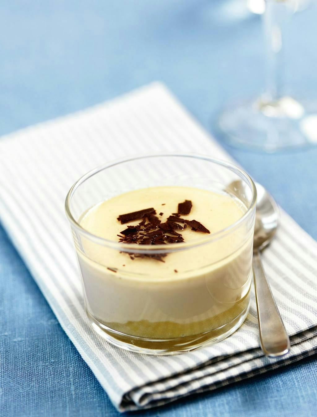 Dessert nyttårs kanelmousse