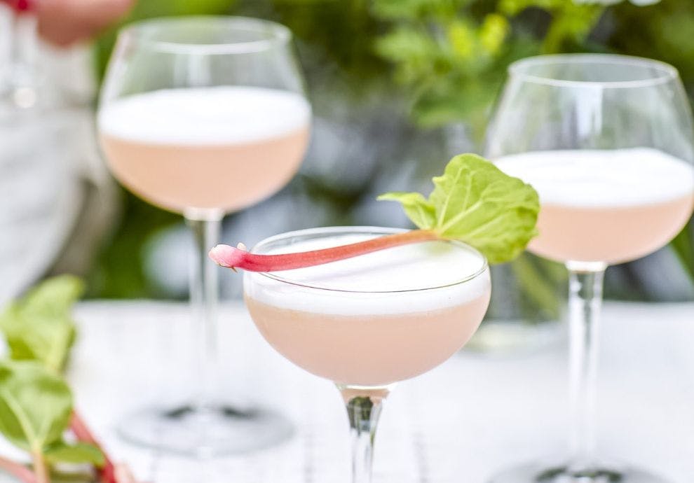 Oppskrift på rabarbradrink
