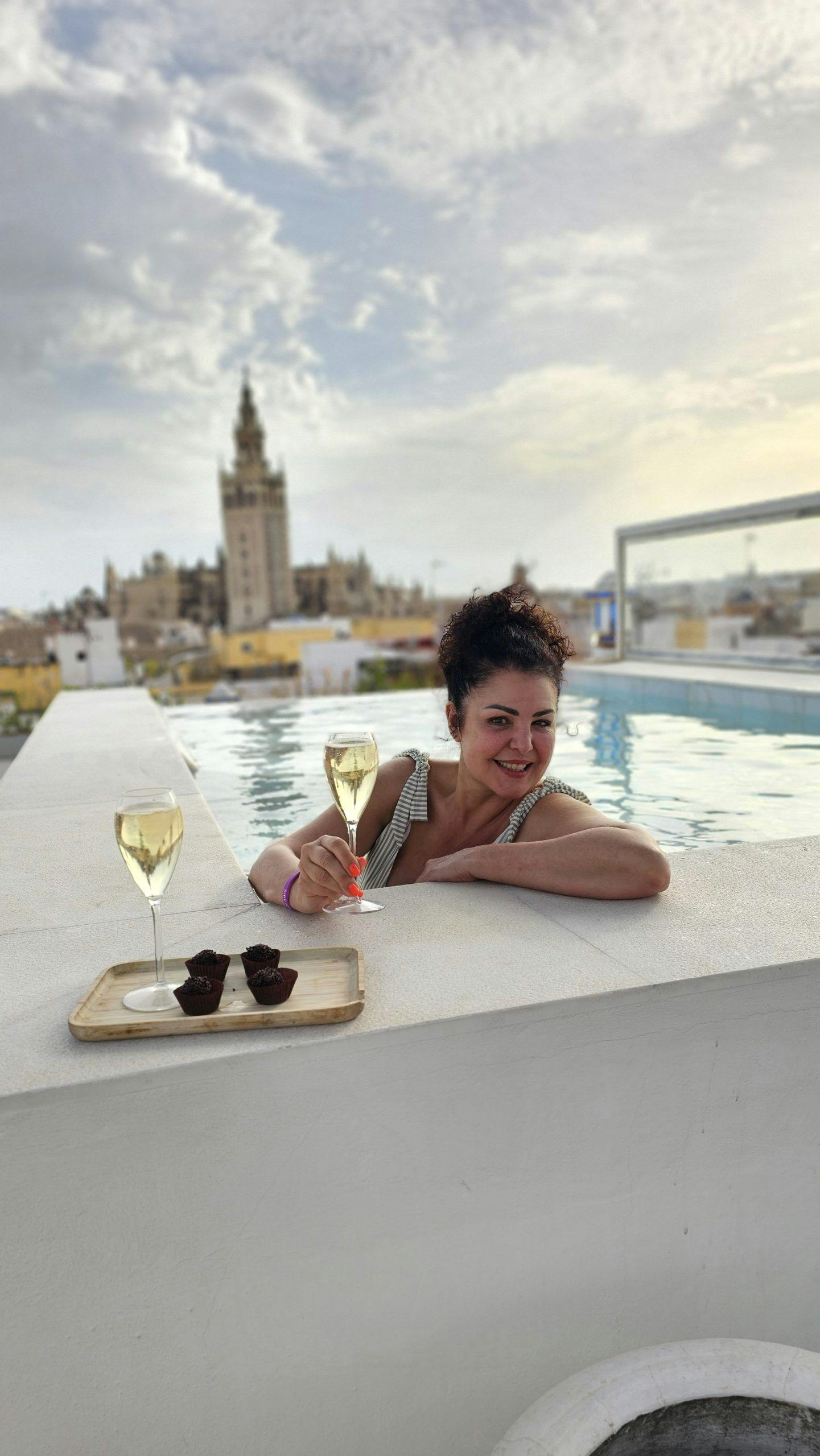 aurora pa takterrasse aire bad Rooftop sevilla
