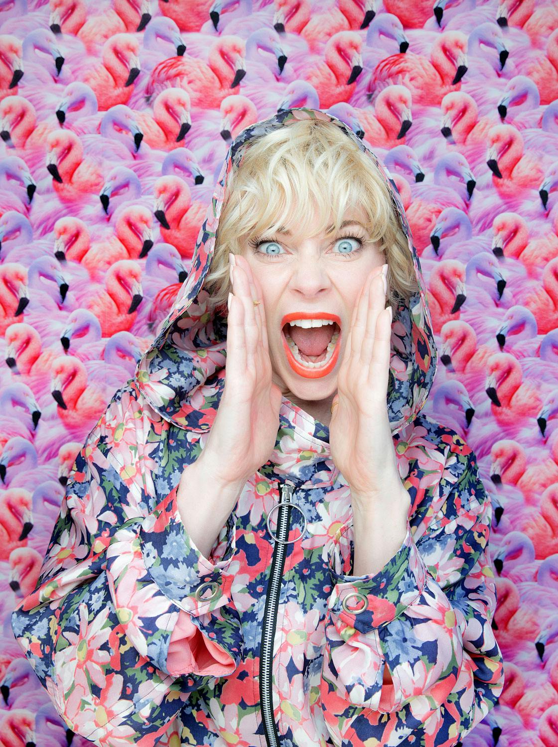 NEKTER Å BLI SATT I BÅS: Bertine Zetlitz artist århundres stemme tv2 musikk