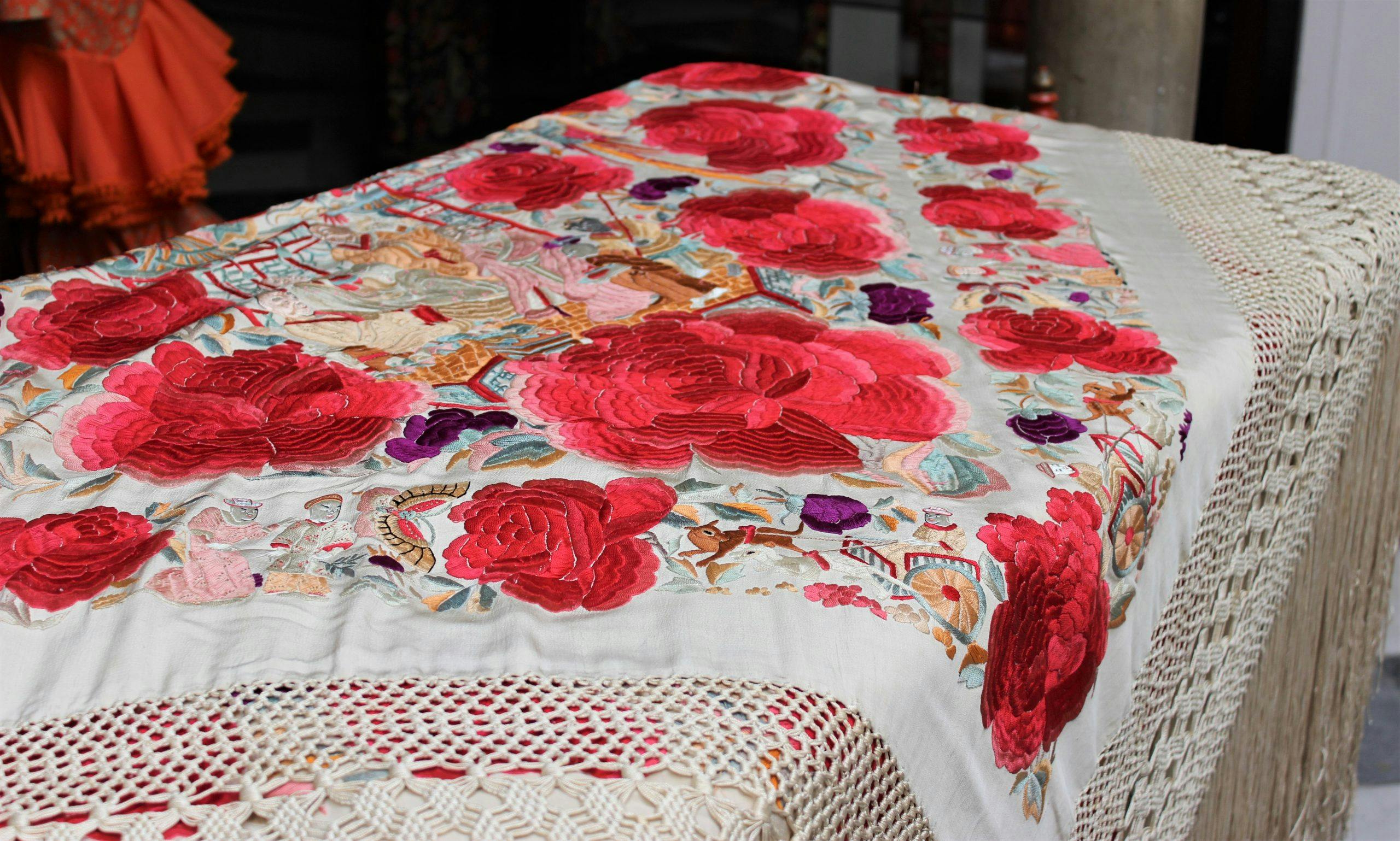 brodert praktsjal img 8722 Håndbrodert sjal