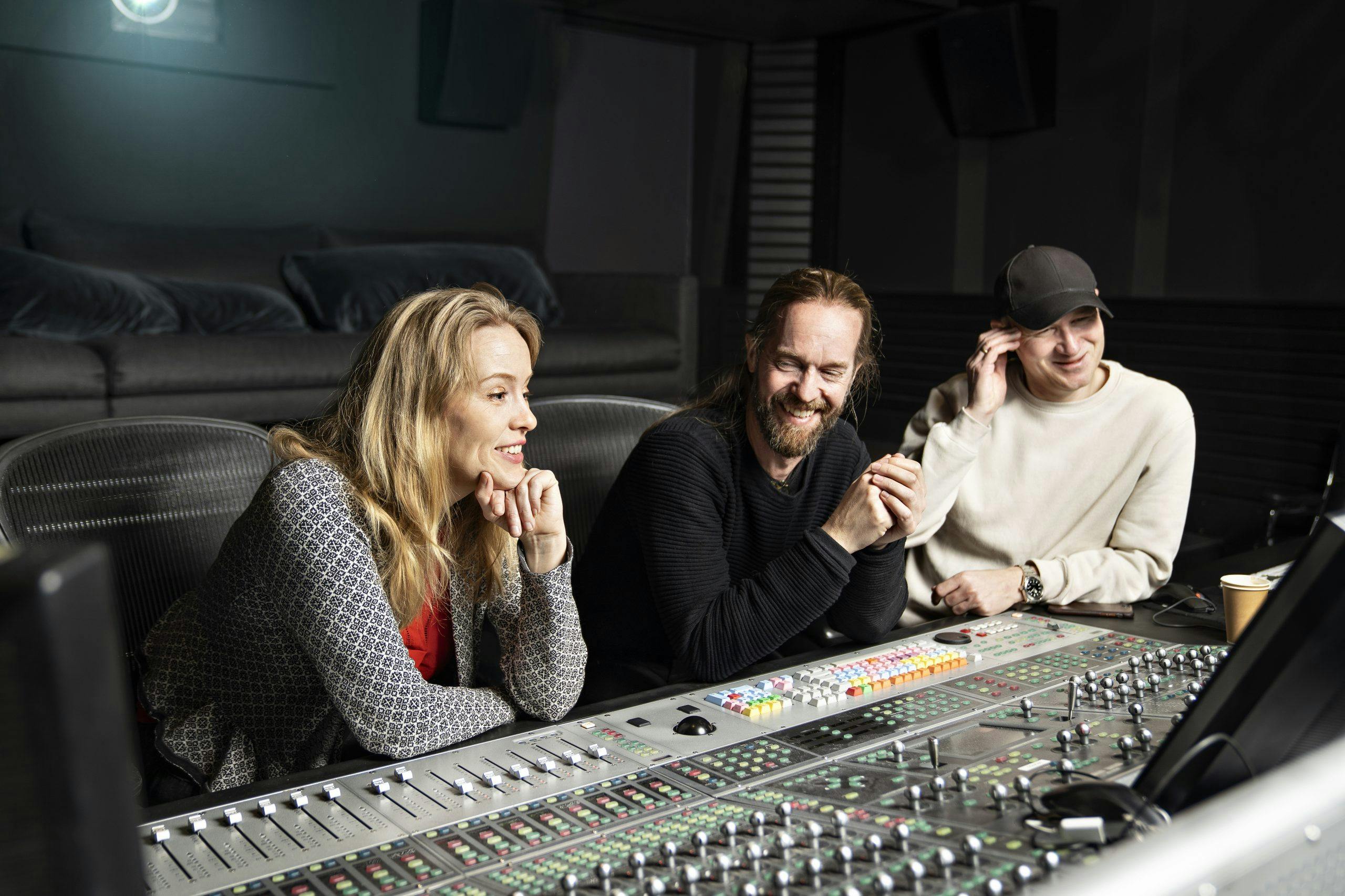 christine hals foto svein finneide 1 F vX9e5k Christine Hals Espen Rønning Bernt Holm