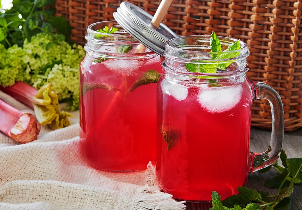 rabarbra lemonade oppskrift