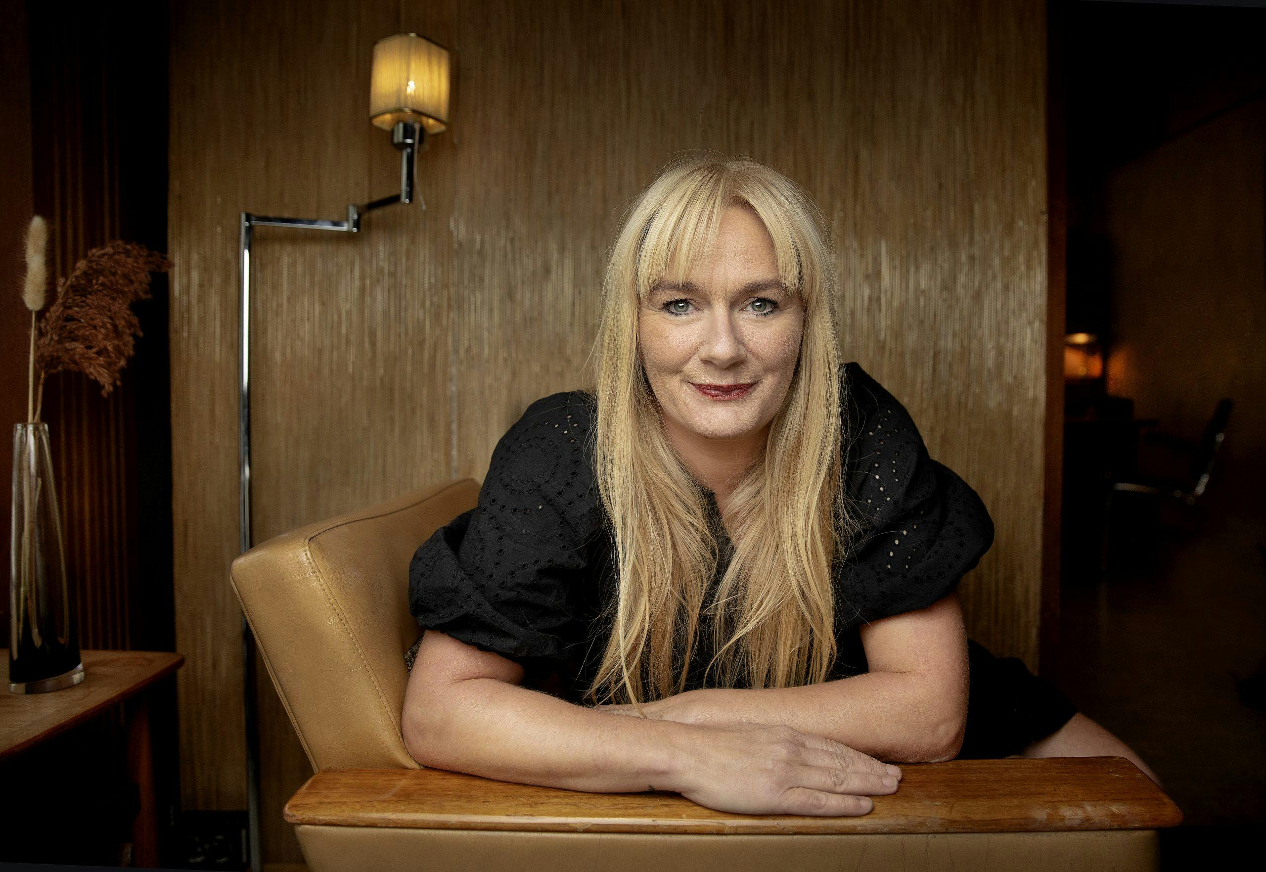 eikemo 21 1m8a7721 gMKGWbl9fw