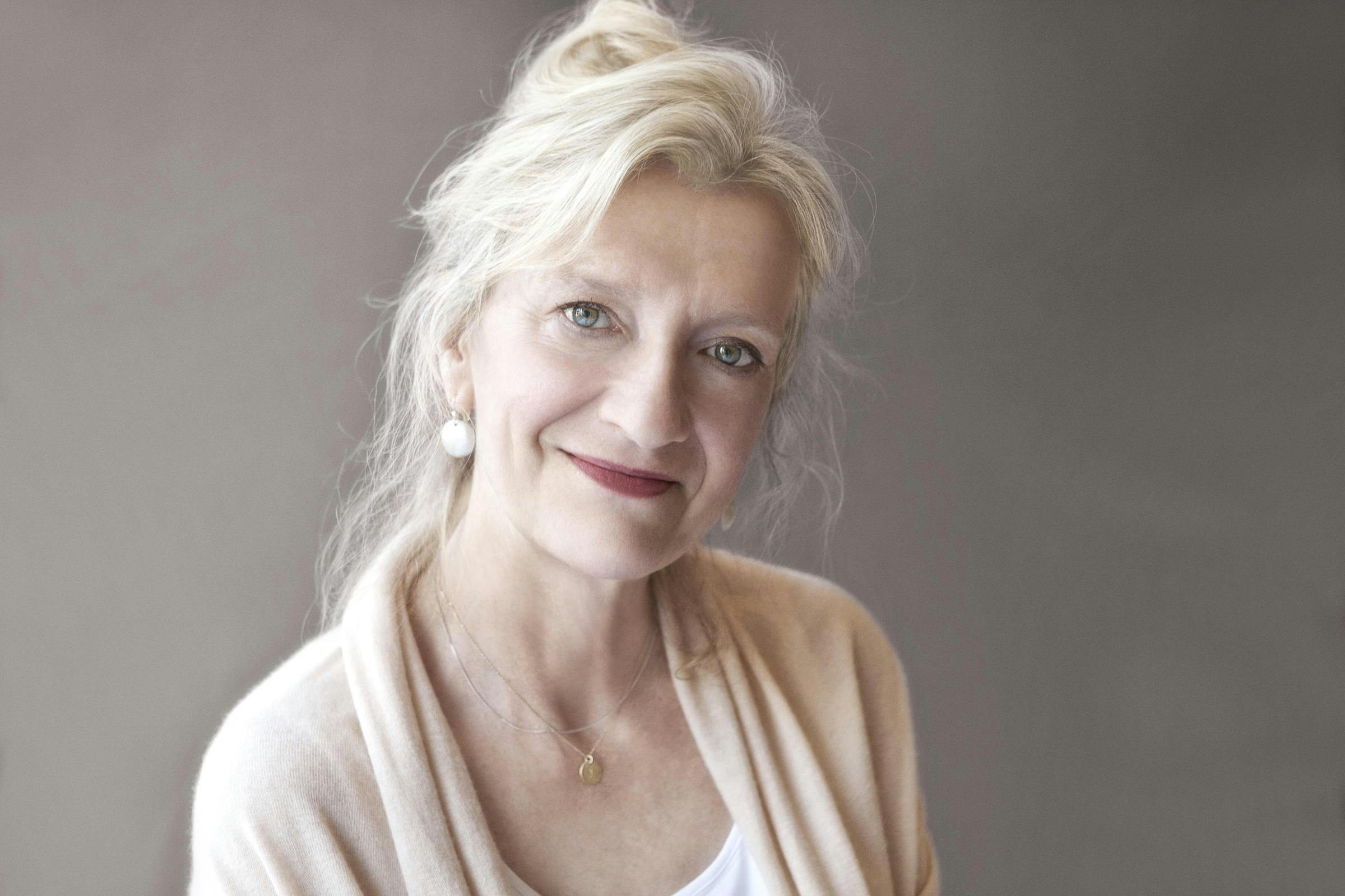 elizabeth strout leonardo cendamo Elizabeth Strout forfatter