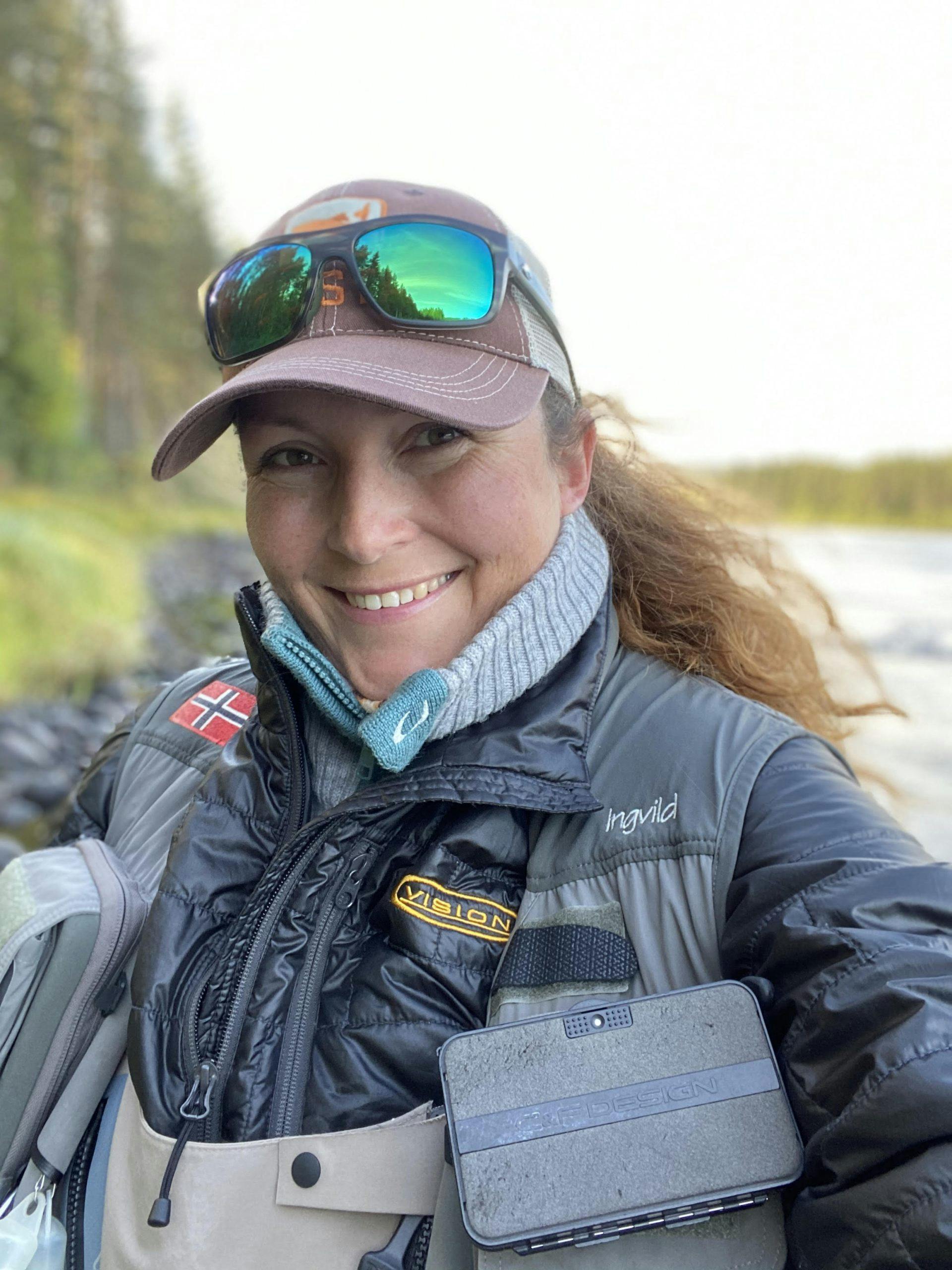 fiske portrett Dame som fluefisker