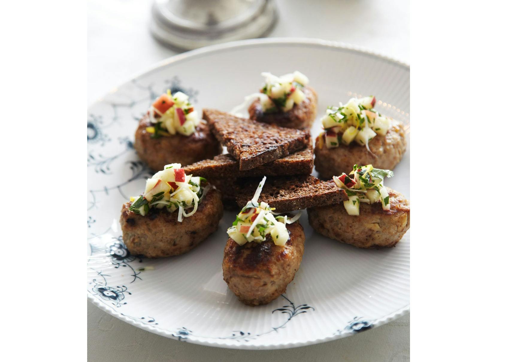 frikadeller 1dezdbppz1dwbiqvs9u2og 4LS8dhZOq8 frikadeller til jul