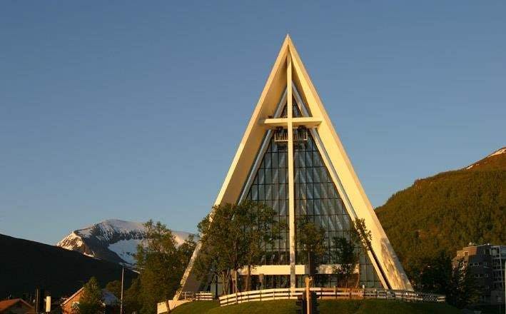 Ishavskatedralen i tromsø