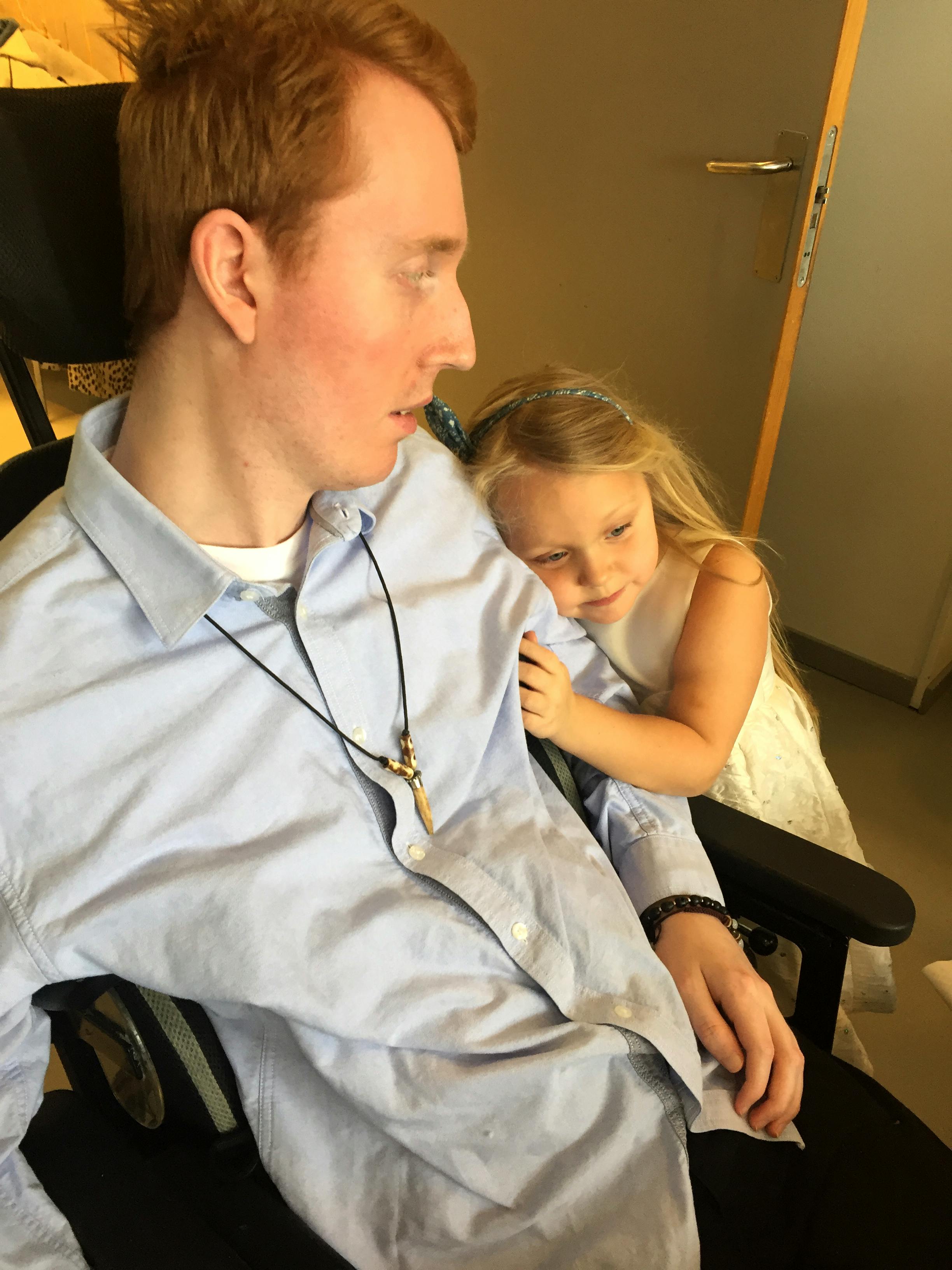 «Alt du ikke ser. Livet med Joachim». Joachim med lillesøster Gabrielle