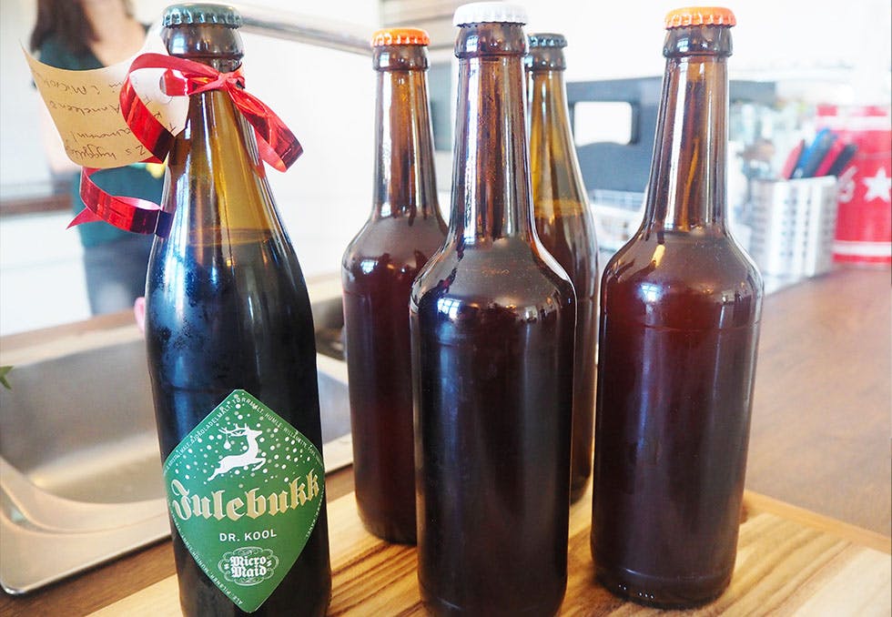 Hjemmebrygget øl: Unni anbefaler å brygge sitt eget øl til jul, det er mye enklere enn du tror.