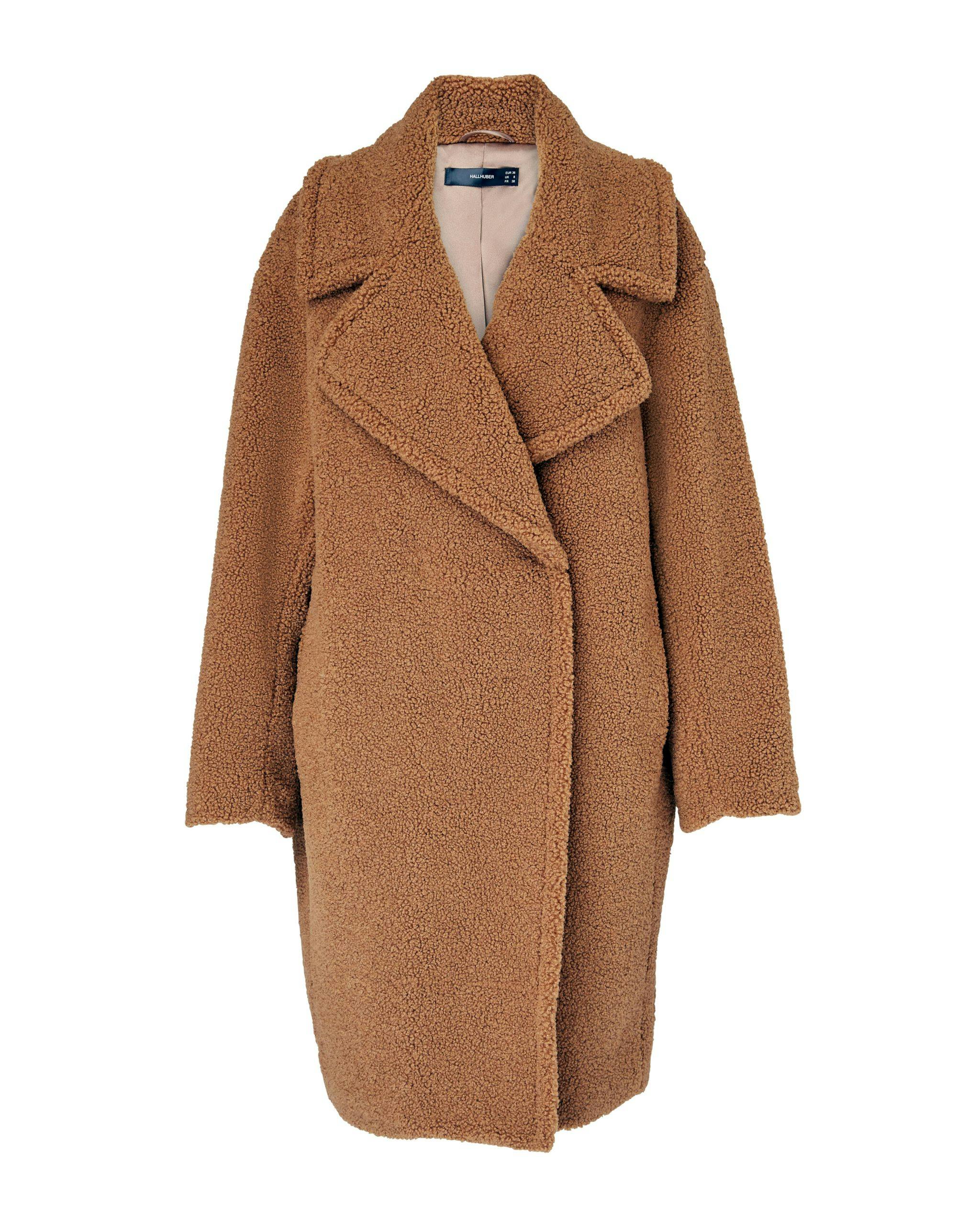 Myk kåpe: brun kåpe fra hallhuber