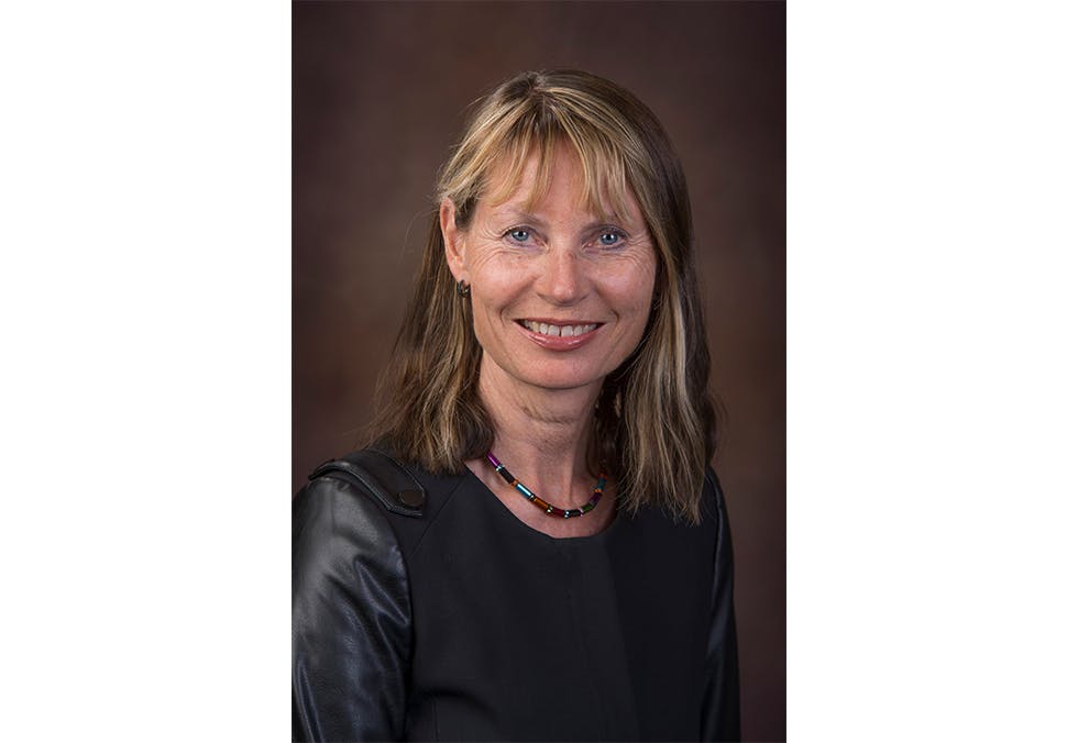 ekspert fra Norges Idrettshøgskole, Kari Bø, professor, dr. scient og fysioterapeut.