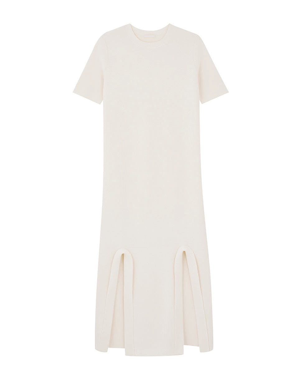 Vevet: Kjole med splitt og korte ermer 2017