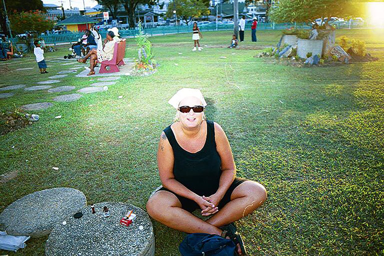 Lene Wikander på karneval i Trinidad