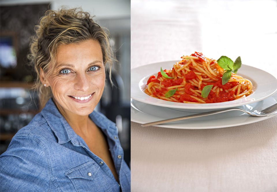 Lise Finckenhagens favorittpasta tar bare 10 minutter og inneholder salsiccia, tomater, basilikum og parmesan