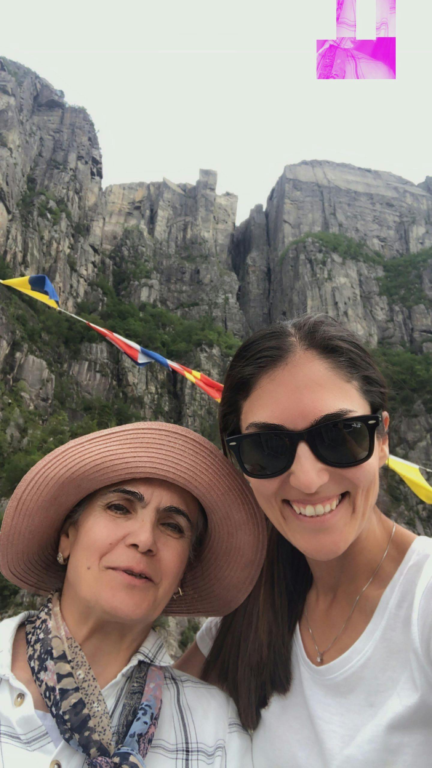 mamma fjelltur 1 IOceYNZhBDSI