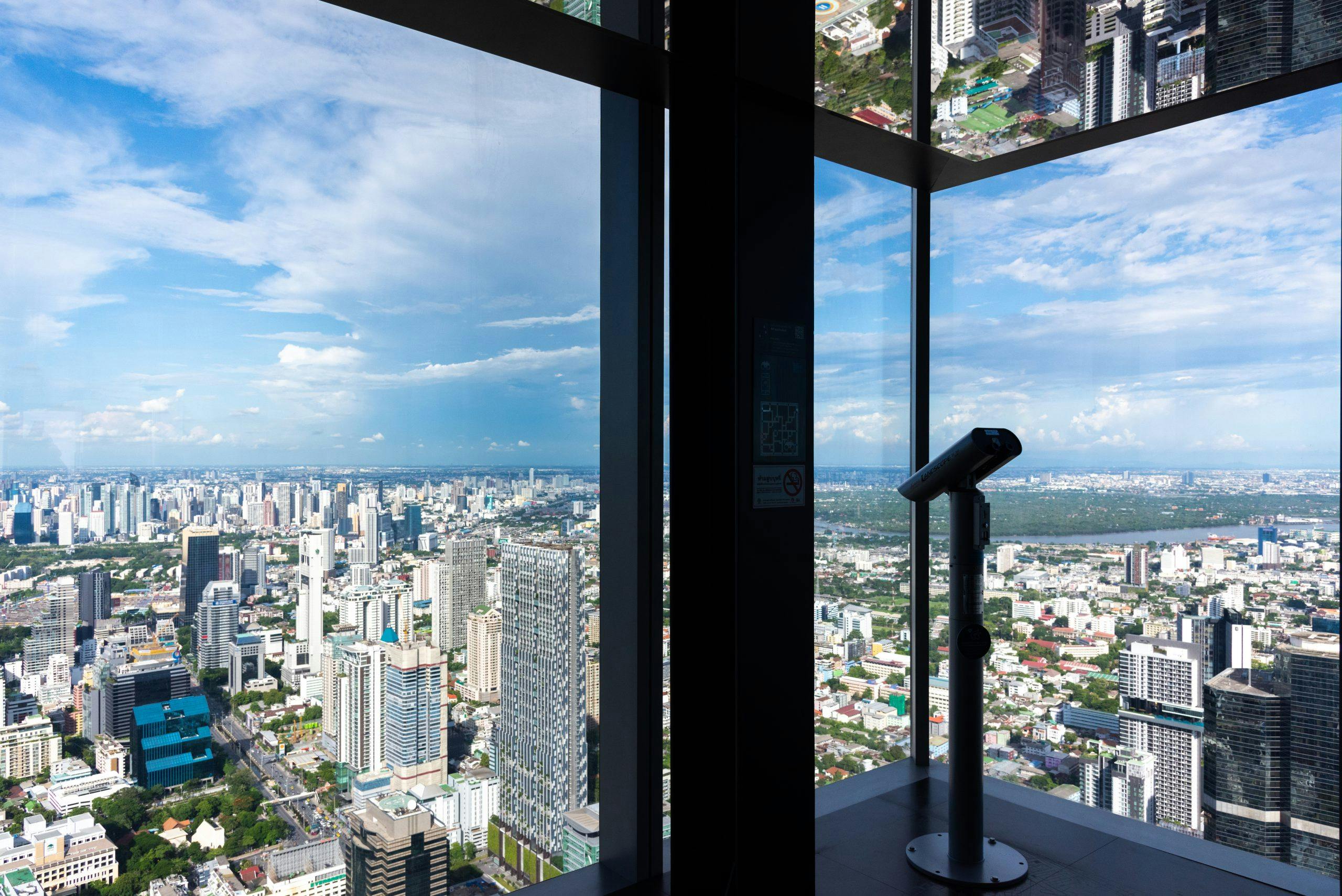 manhanakhon skywalk bangkok