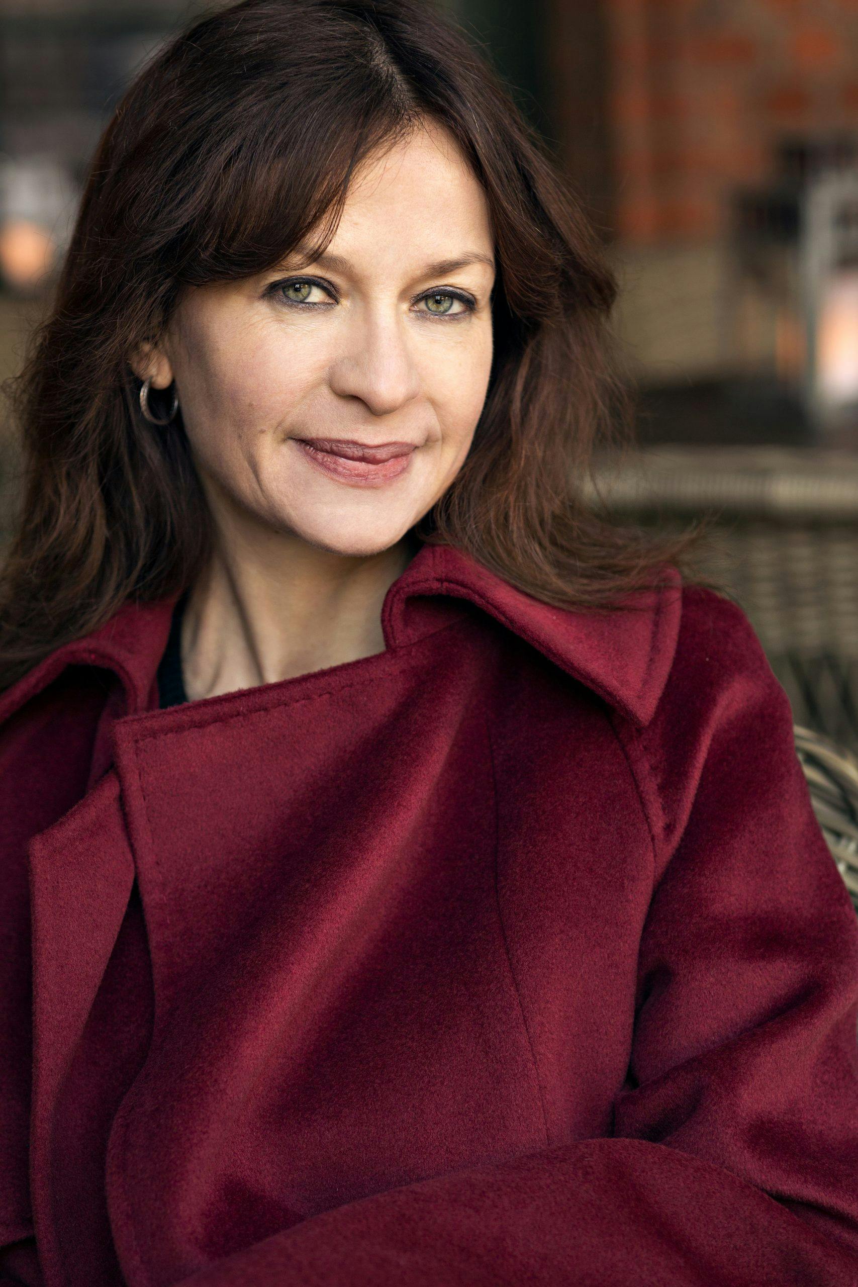 Monica Csango: Monica Csango