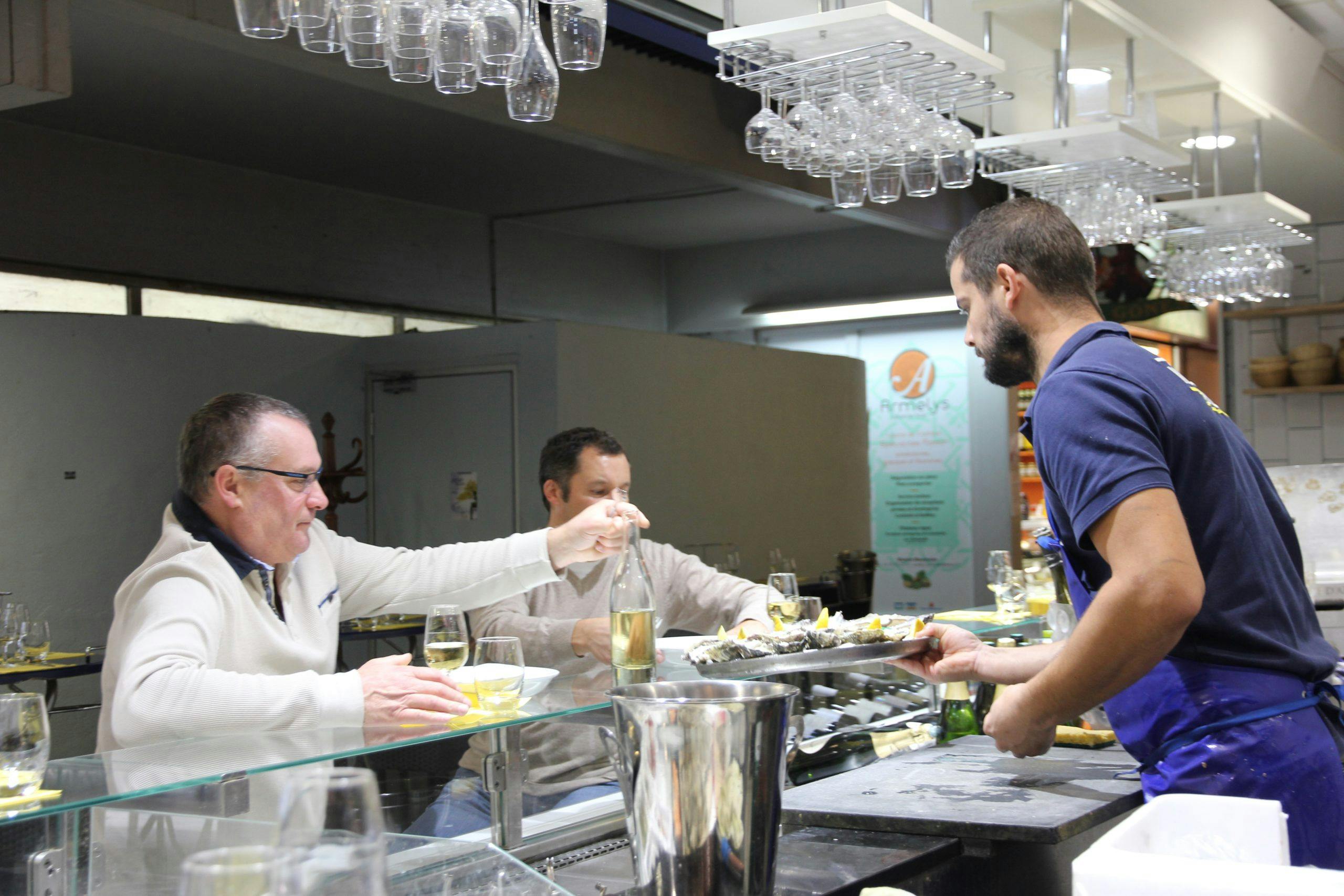 osters og vin til lunch i hallene img 3558